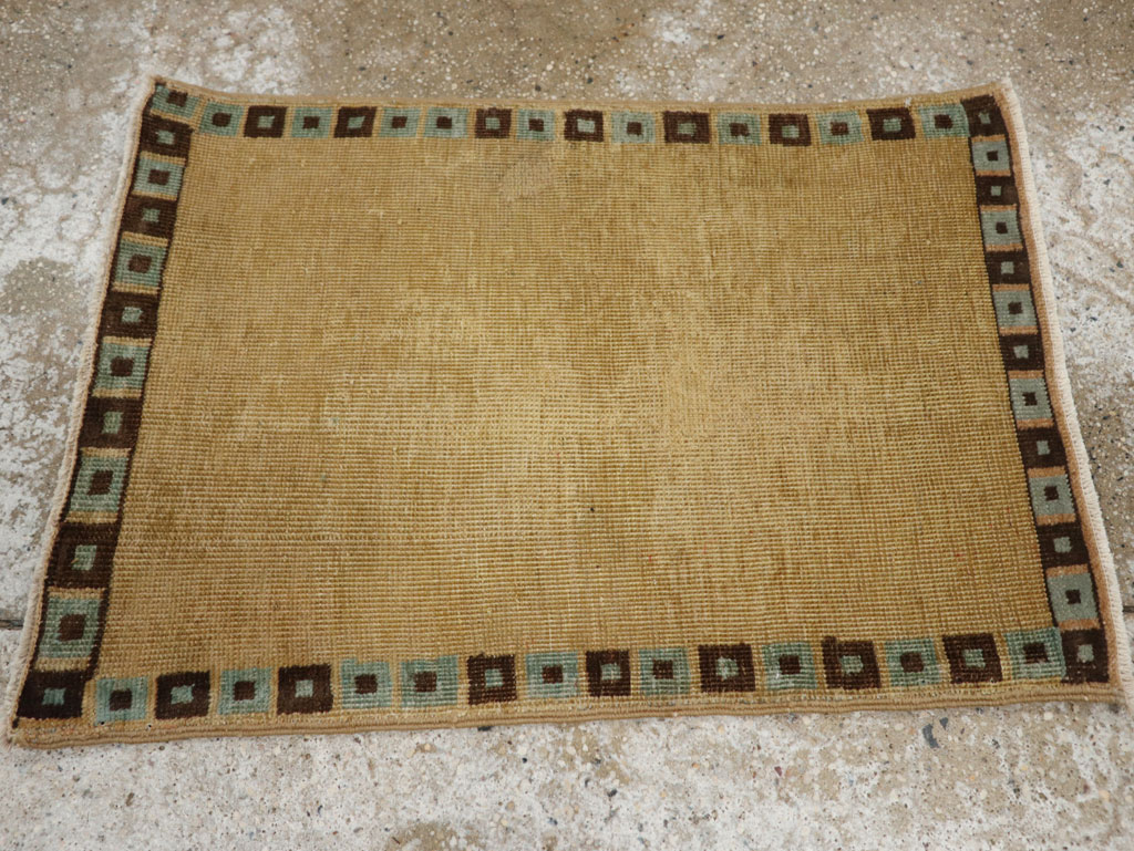 Antique Persian Tabriz Rug, No.25213 - Gsblank