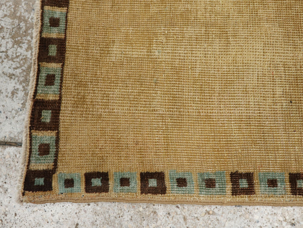 Antique Persian Tabriz Rug, No.25213 - Gsblank