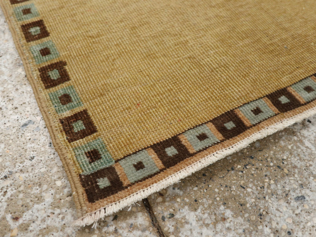 Antique Persian Tabriz Rug, No.25213 - Gsblank