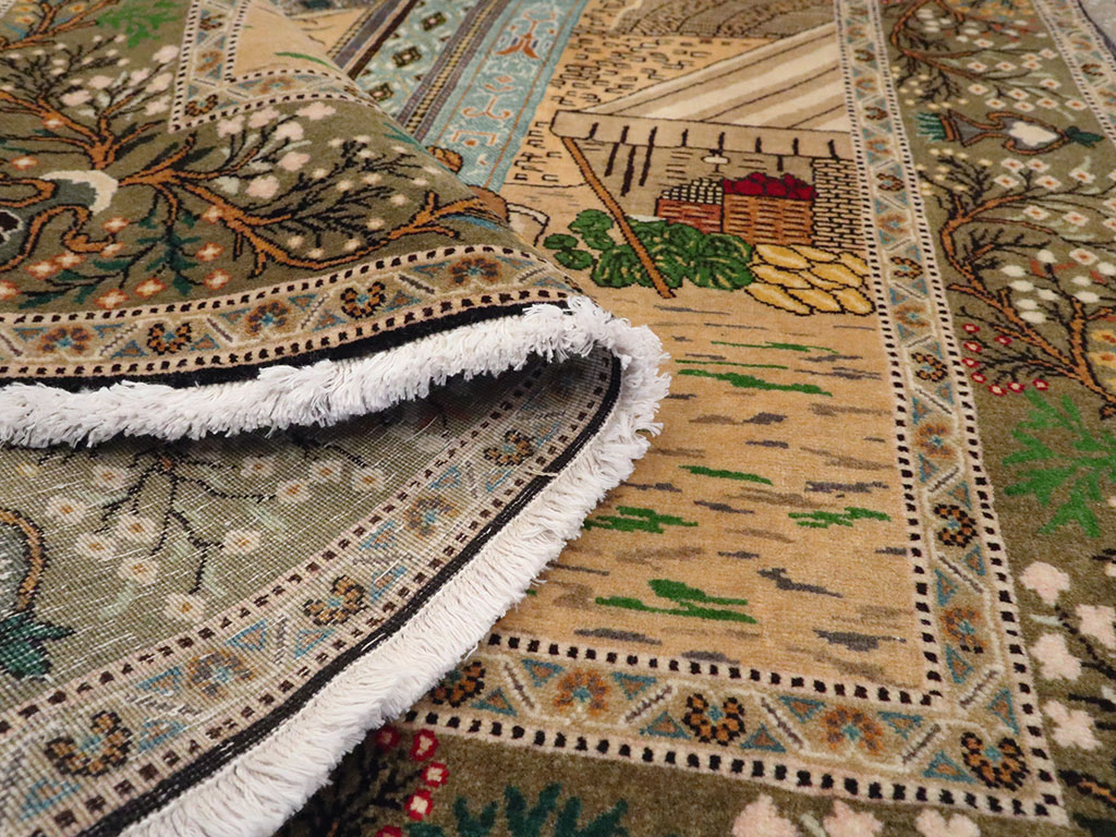 Vintage Persian Tabriz Pictorial Rug, No.25243 - Gsblank