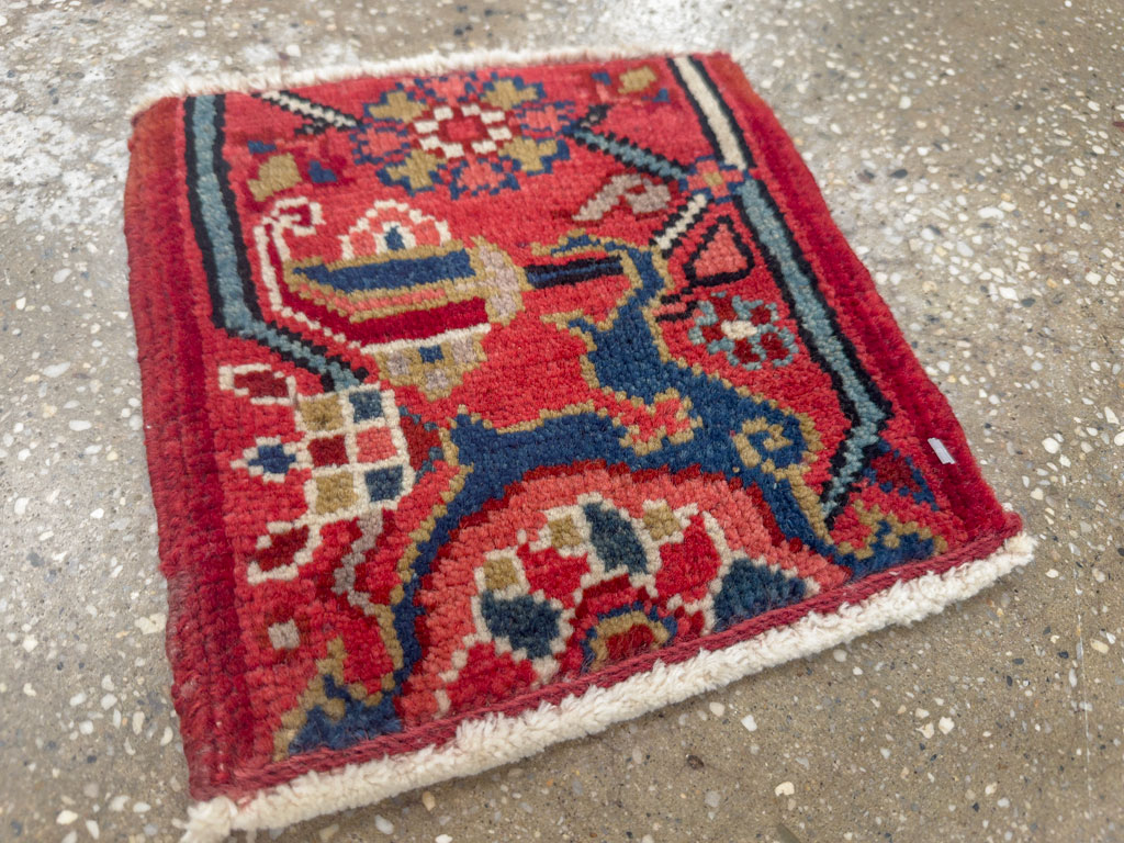 Vintage Persian Heriz Square Throw Rug, No.25250 - Gsblank