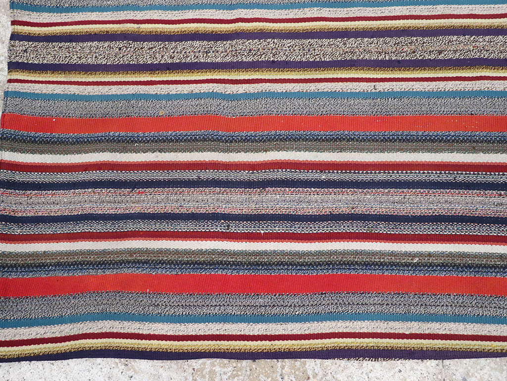 Vintage Persian Flatweave Kilim Accent Rug, No.25268 - Gsblank