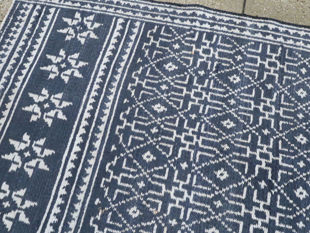 Vintage Persian Flatweave Kilim , No.25270 - Gsblank