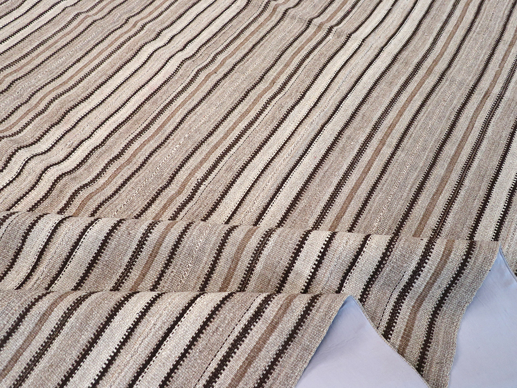 Vintage Persian Flatweave Kilim Room Size Carpet, No.25272 - Gsblank