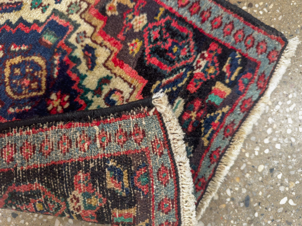 Vintage Persian Senneh Square Throw Rug, No.25276 - Gsblank
