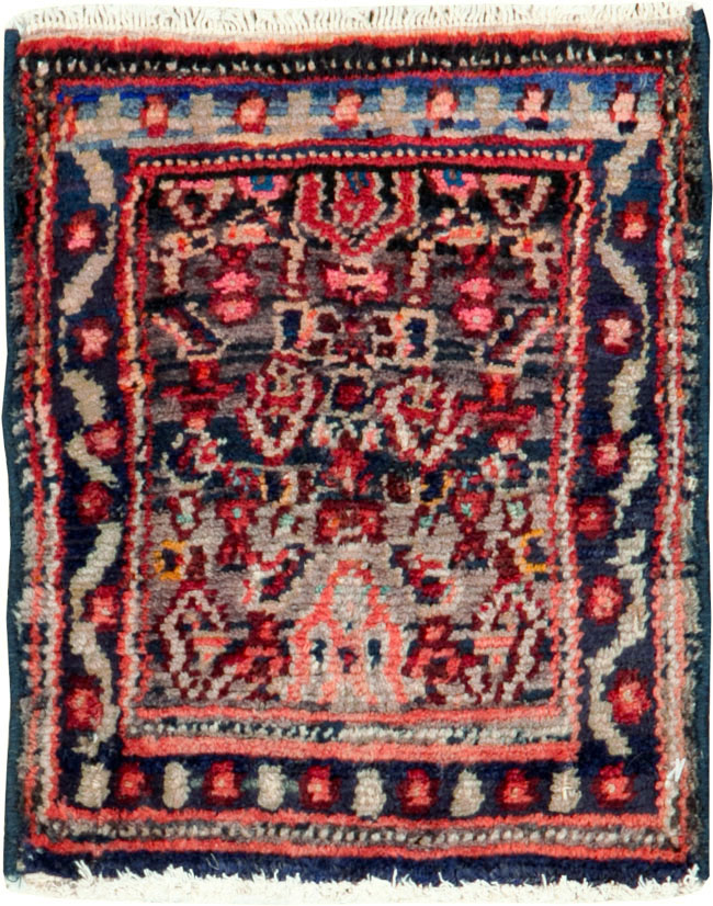 Vintage Persian Senneh Throw Rug, No.25277 - Gsblank