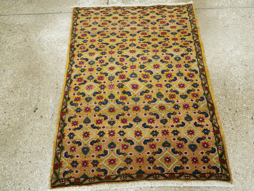 Vintage Persian Mahal Rug, No.25296 - Gsblank