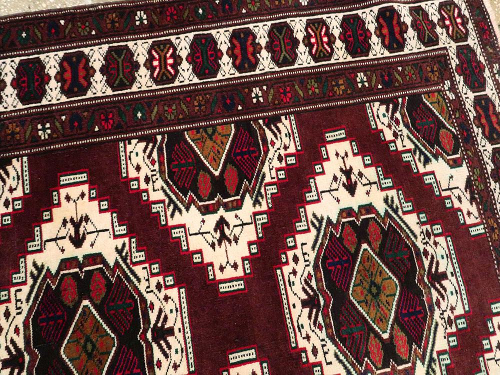 Vintage Central Asian Turkoman Carpet, No.25323 - Gsblank