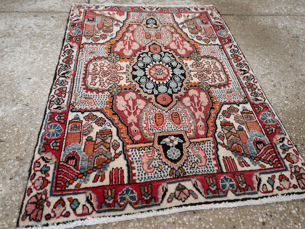 Vintage Persian Sarouk Rug, No.25325 - Gsblank