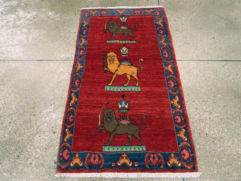 Vintage Persian Qashqai Pictorial Rug, No.25326 - Gsblank