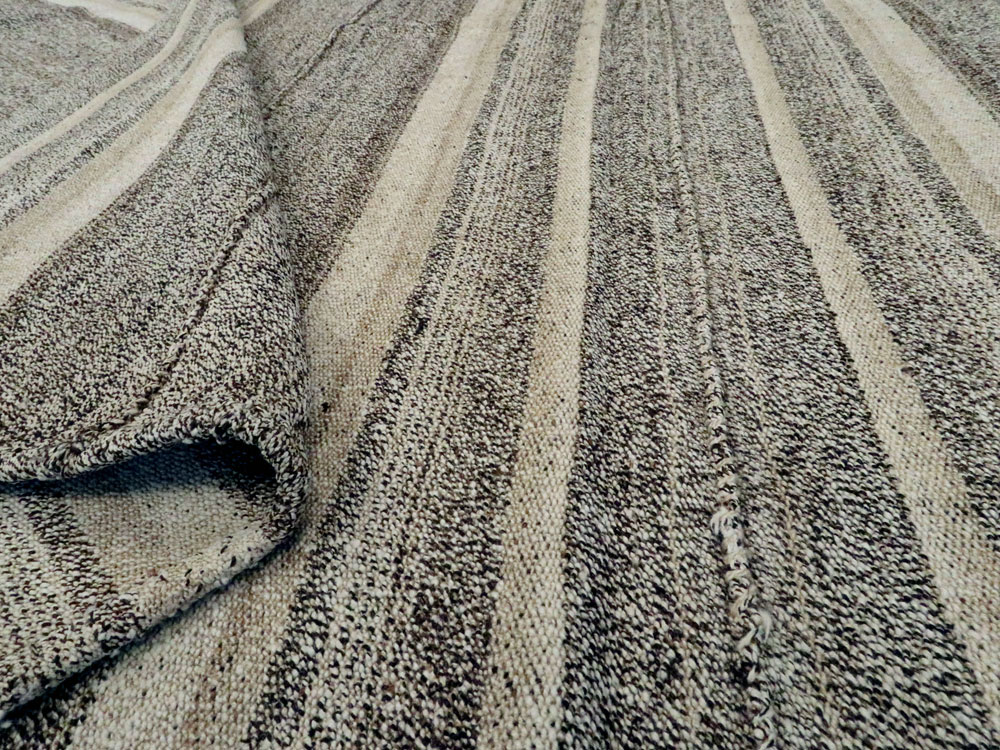 Vintage Persian Flatweave Rug, No.25382 - Gsblank