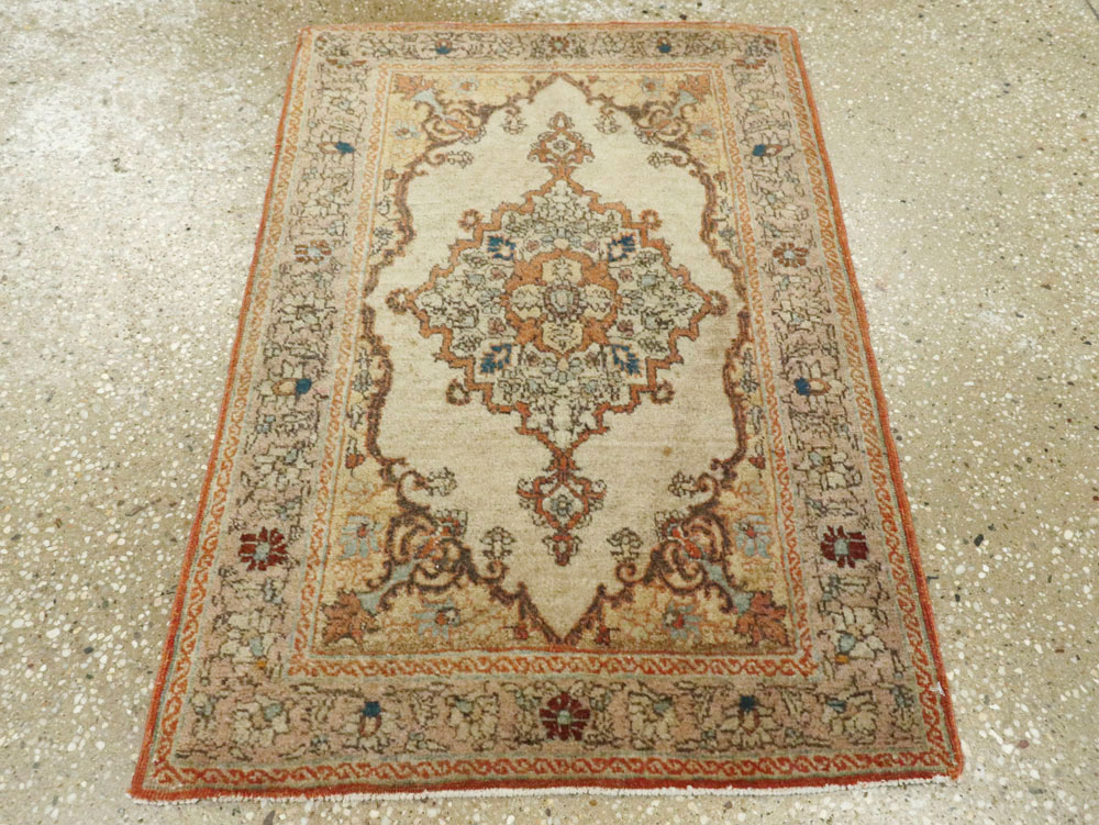 Antique Persian Tabriz Hagi Jalili Rug, No.25388 - Gsblank