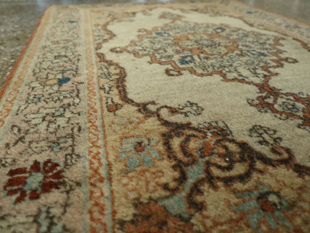 Antique Persian Tabriz Hagi Jalili Rug, No.25388 - Gsblank