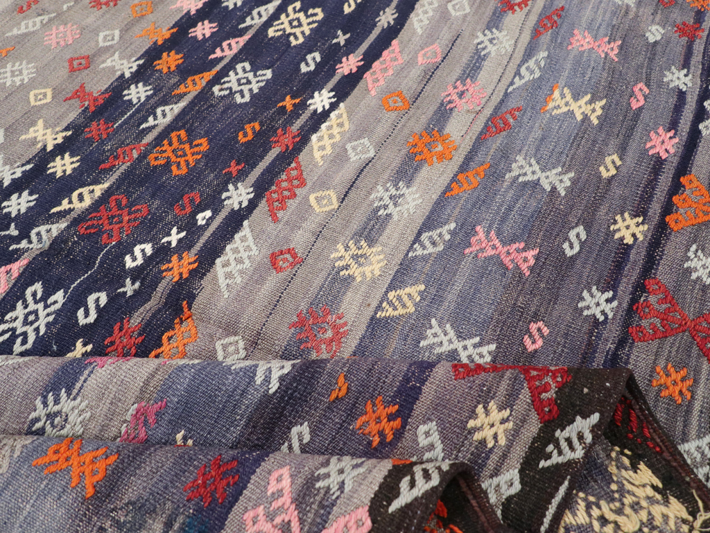 Vintage Turkish Kilim, No.25437 - Gsblank