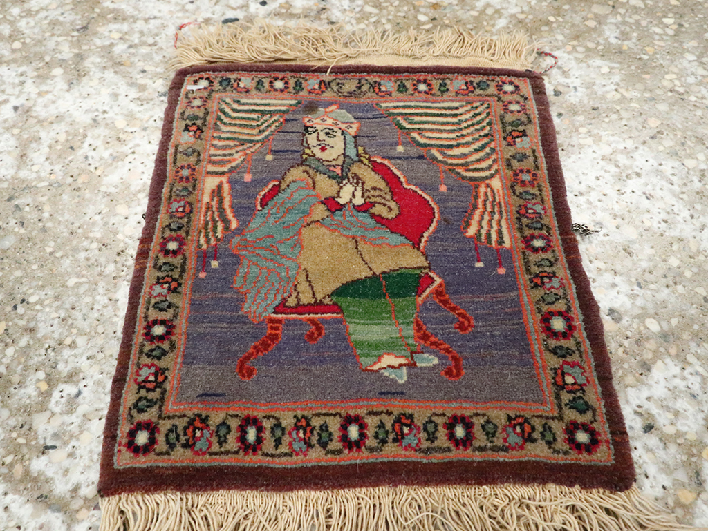 Vintage Persian Tabriz Pictorial Rug, No.25478 - Gsblank