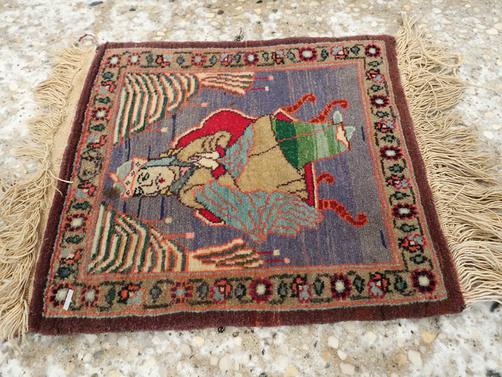 Vintage Persian Tabriz Pictorial Rug, No.25478 - Gsblank