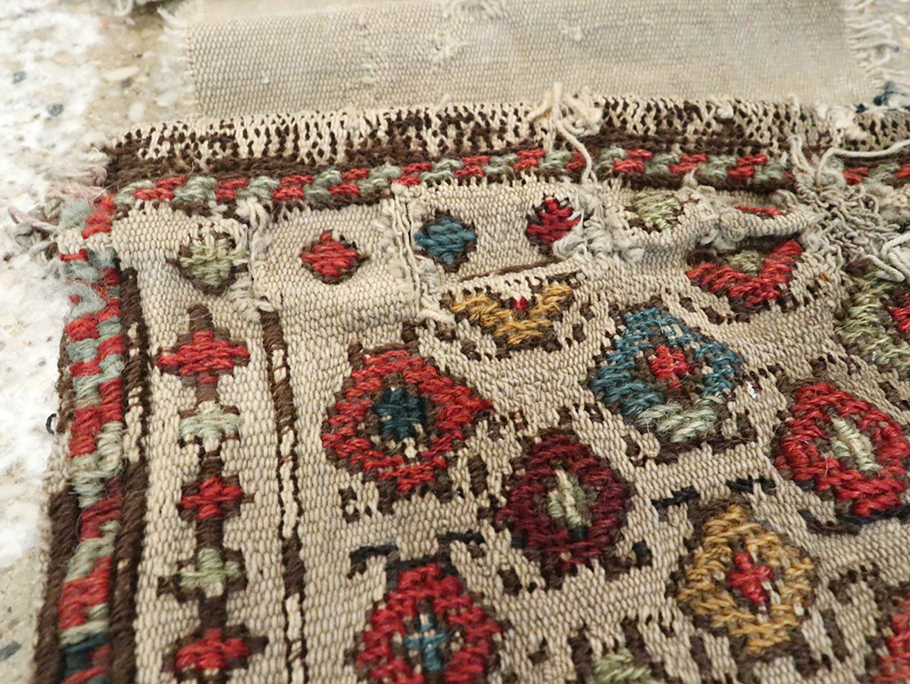 Antique Central Asian Soumak Saddlebag, No.25480 - Gsblank