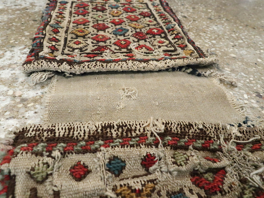 Antique Central Asian Soumak Saddlebag, No.25480 - Gsblank