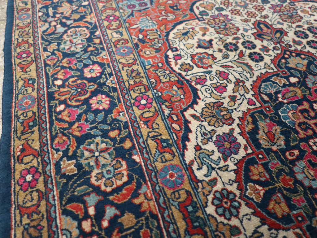 Antique Persian Kashan Rug, No.25501 - Gsblank
