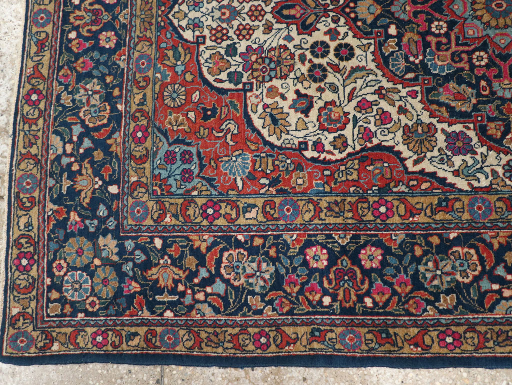 Antique Persian Kashan Rug, No.25501 - Gsblank