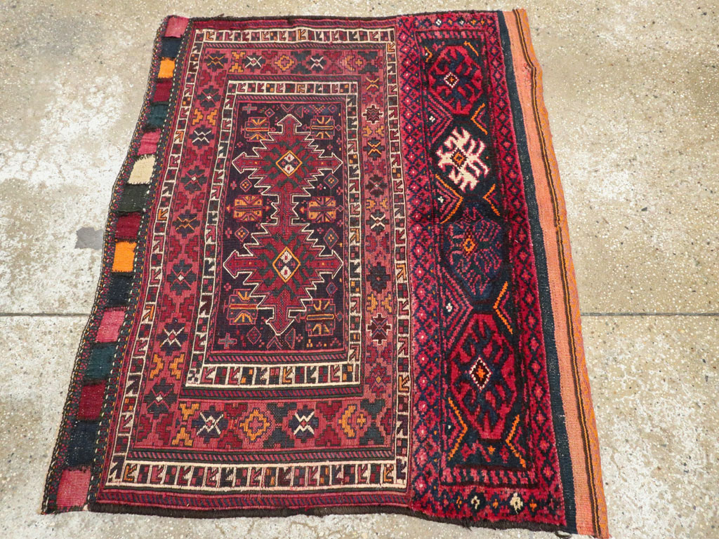 Vintage Persian Bakhtiari Bag Face, No.25517 - Gsblank