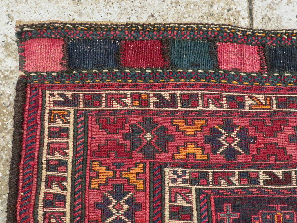 Vintage Persian Bakhtiari Bag Face, No.25517 - Gsblank