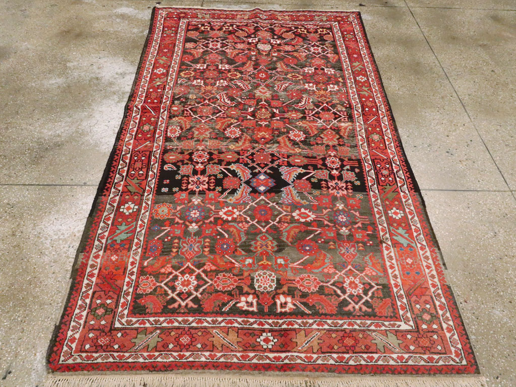 Antique Persian Mahal Rug, No.25548 - Gsblank