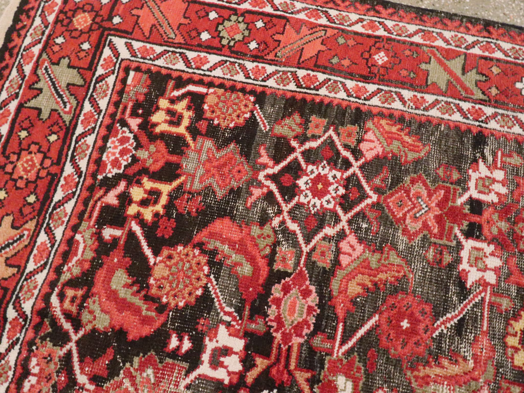 Antique Persian Mahal Rug, No.25548 - Gsblank