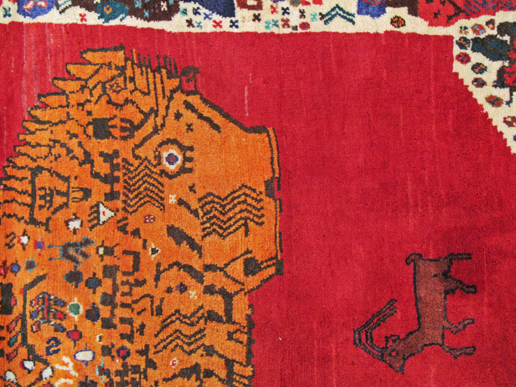 Vintage Persian Shiraz Pictorial Rug, No.25549 - Gsblank