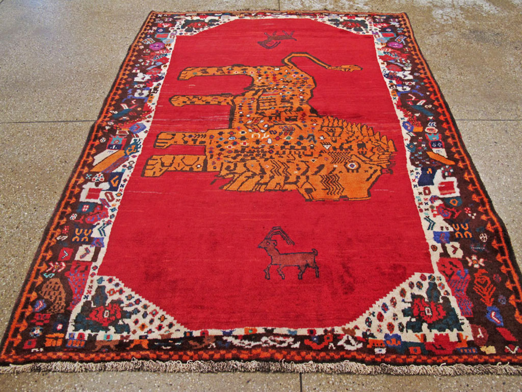 Vintage Persian Shiraz Pictorial Rug, No.25549 - Gsblank