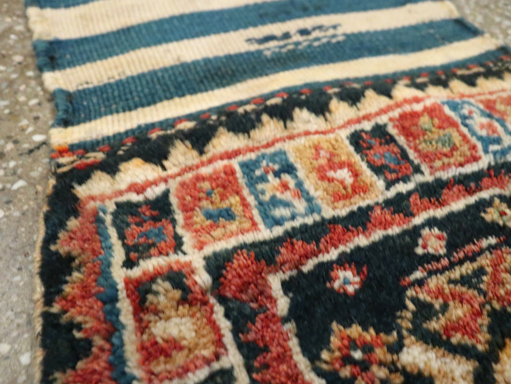 Vintage Persian Kurdish Bag, No.25565 - Gsblank