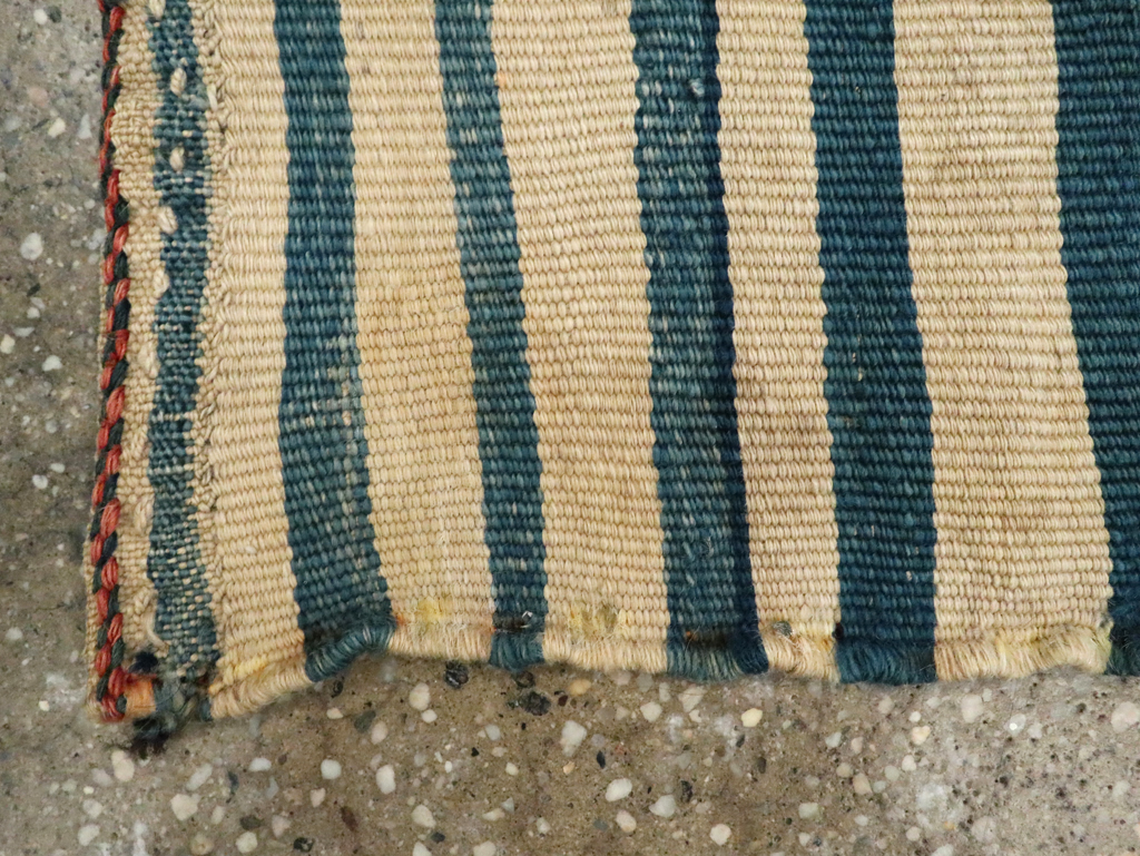 Vintage Persian Kurdish Bag, No.25565 - Gsblank