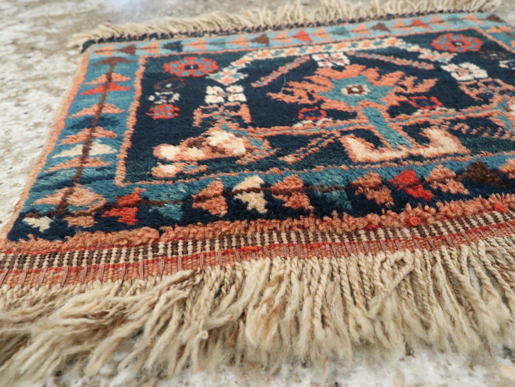 Vintage Persian Afshar Tribal Bag Face, No.25567 - Gsblank