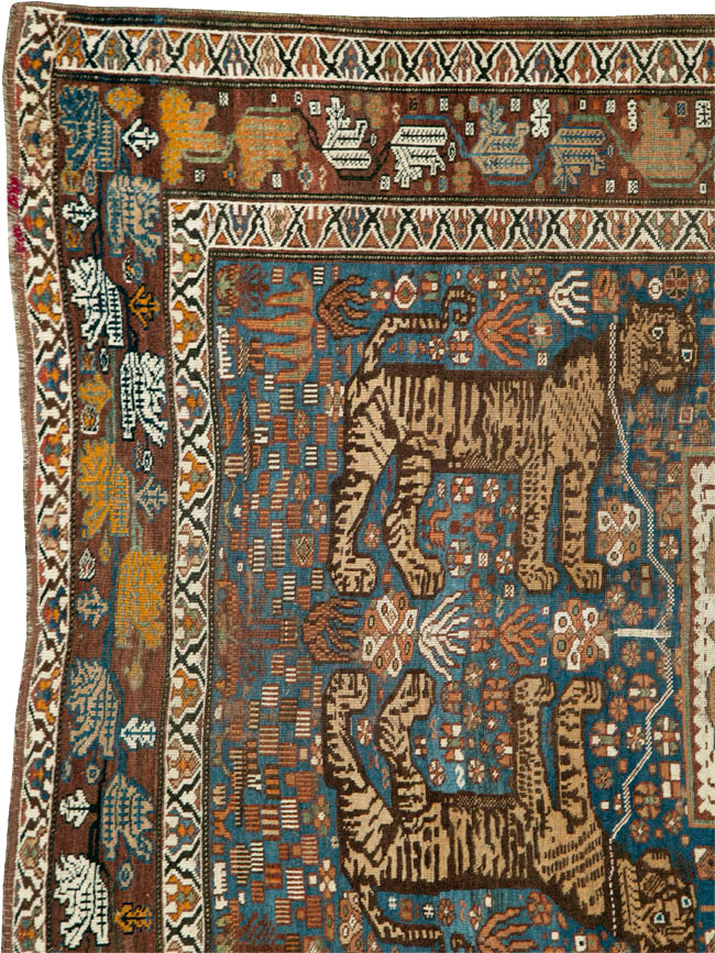 Antique Persian Qashqai Pictorial Rug, No.25570 - Gsblank