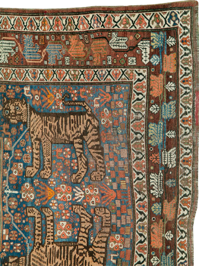 Antique Persian Qashqai Pictorial Rug, No.25570 - Gsblank