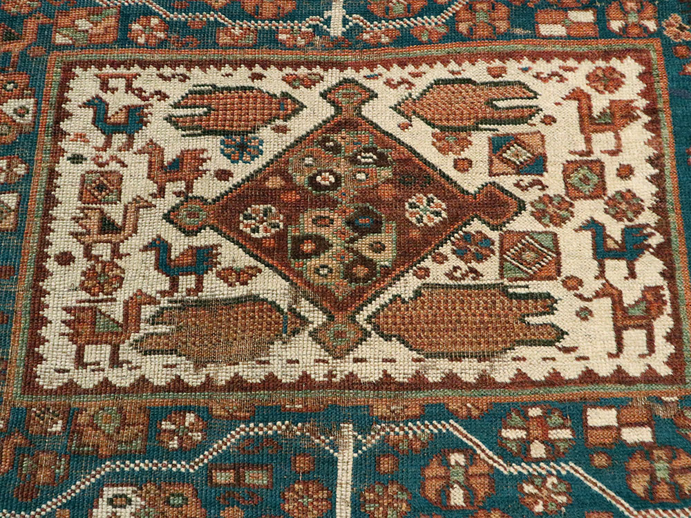Antique Persian Qashqai Pictorial Rug, No.25570 - Gsblank