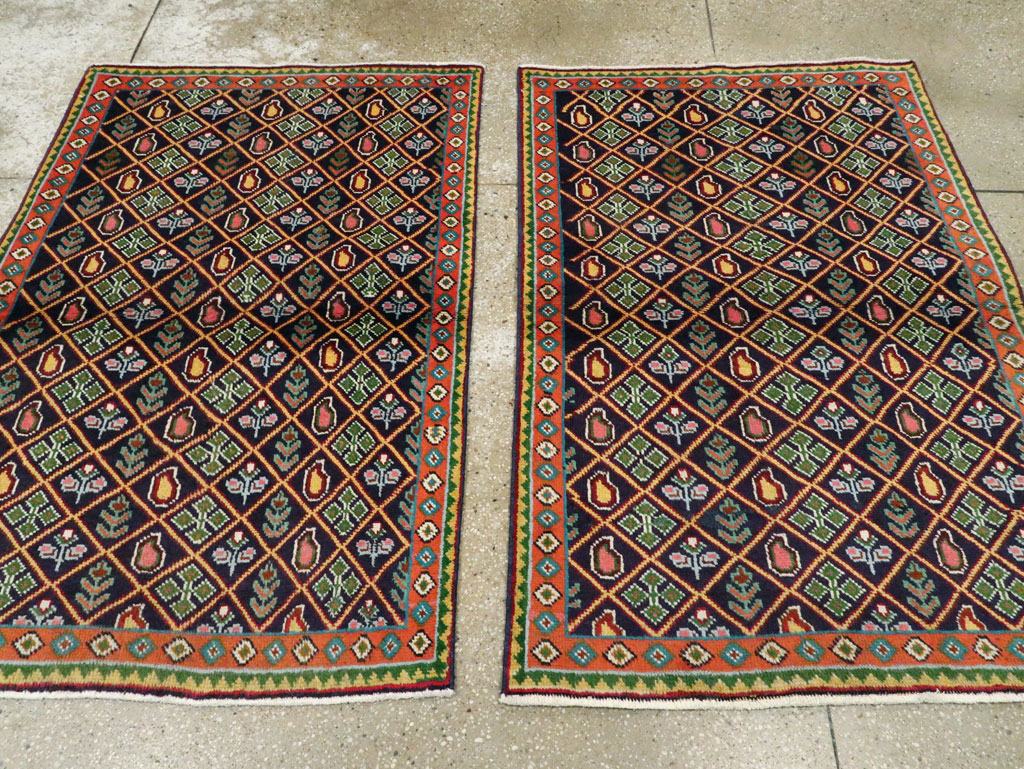 Vintage Persian Tabriz Rug (Pair: 2 of 2), No.25588 - Gsblank