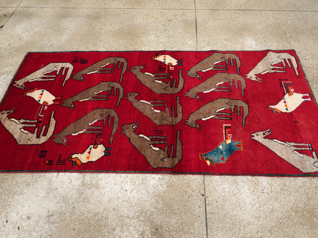 Vintage Persian Shiraz Pictorial Rug, No.25607 - Gsblank