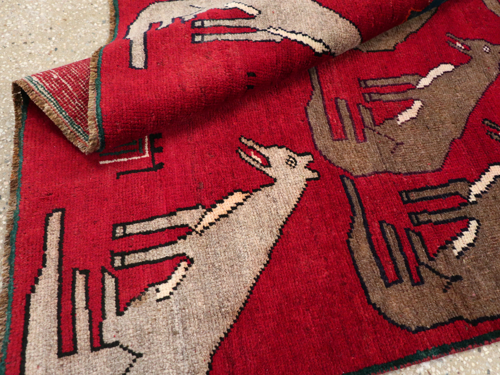 Vintage Persian Shiraz Pictorial Rug, No.25607 - Gsblank