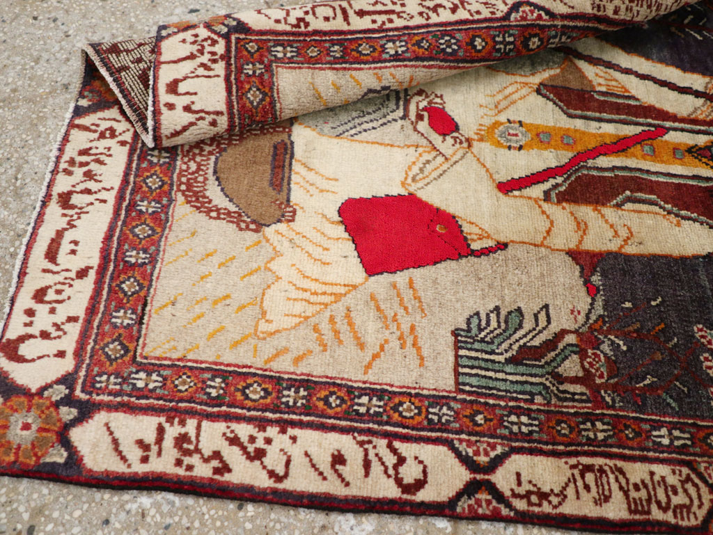 Antique Persian Malayer Pictorial Rug, No.25612 - Gsblank