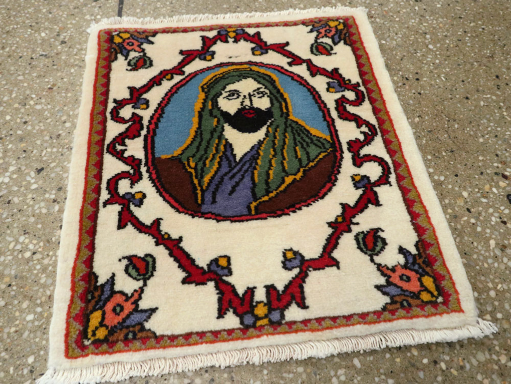 Vintage Tabriz Pictorial Rug, No.25636 - Gsblank