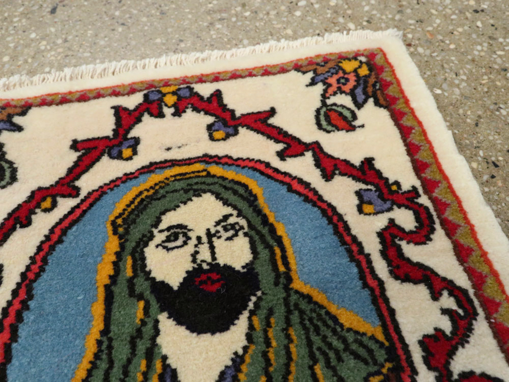 Vintage Tabriz Pictorial Rug, No.25636 - Gsblank