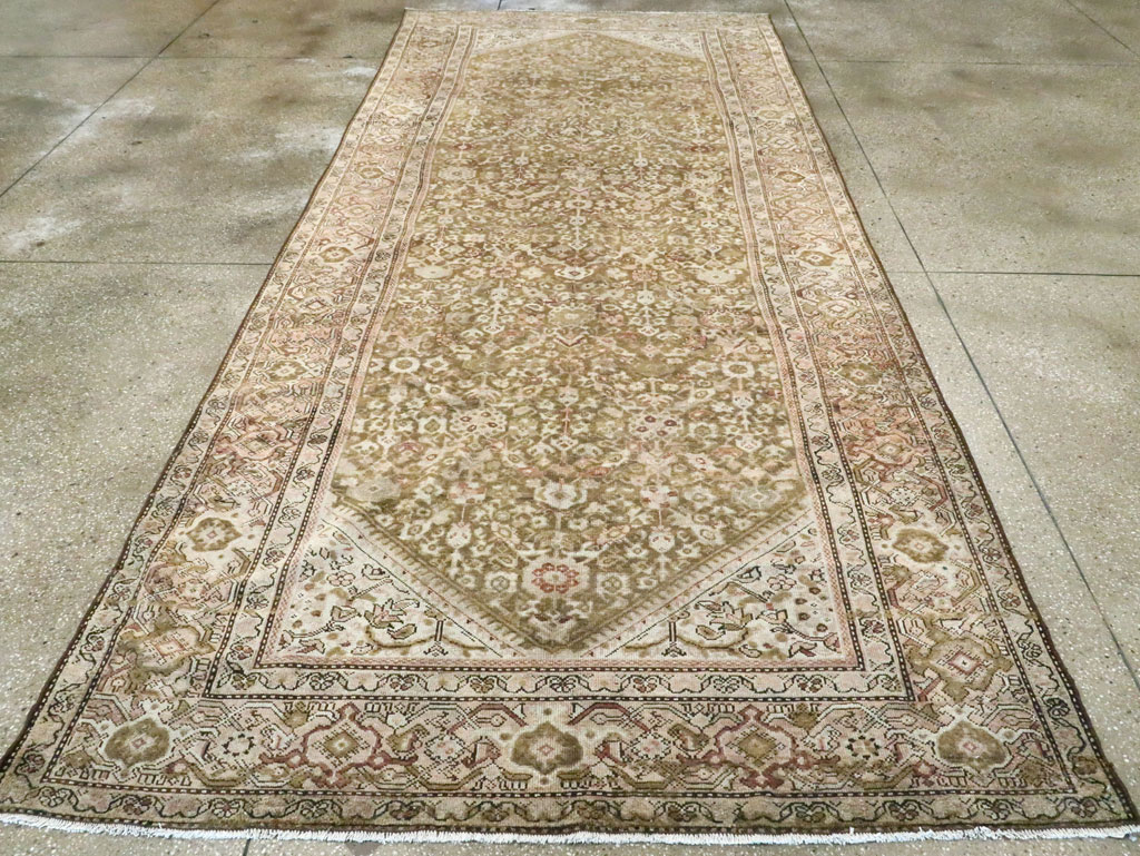 Antique Persian Malayer Gallery Carpet, No.25667 - Gsblank