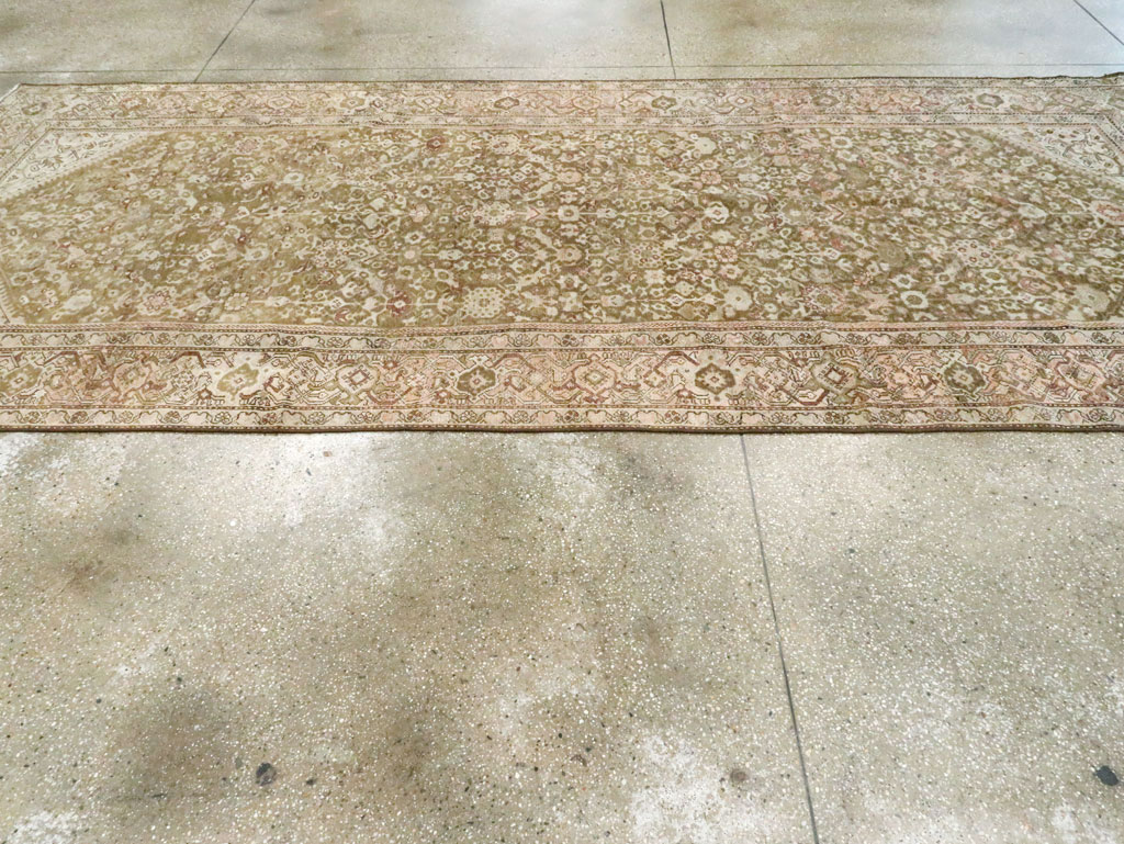 Antique Persian Malayer Gallery Carpet, No.25667 - Gsblank