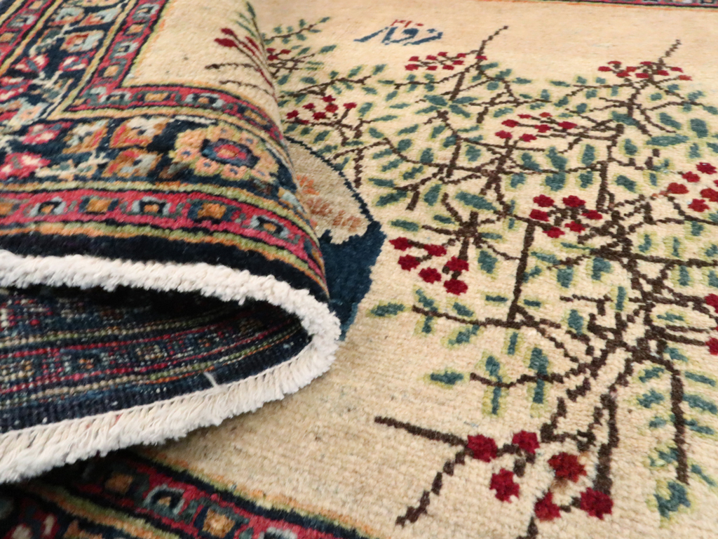 Vintage Persian Kashan Pictorial Rug, No.25675 - Gsblank