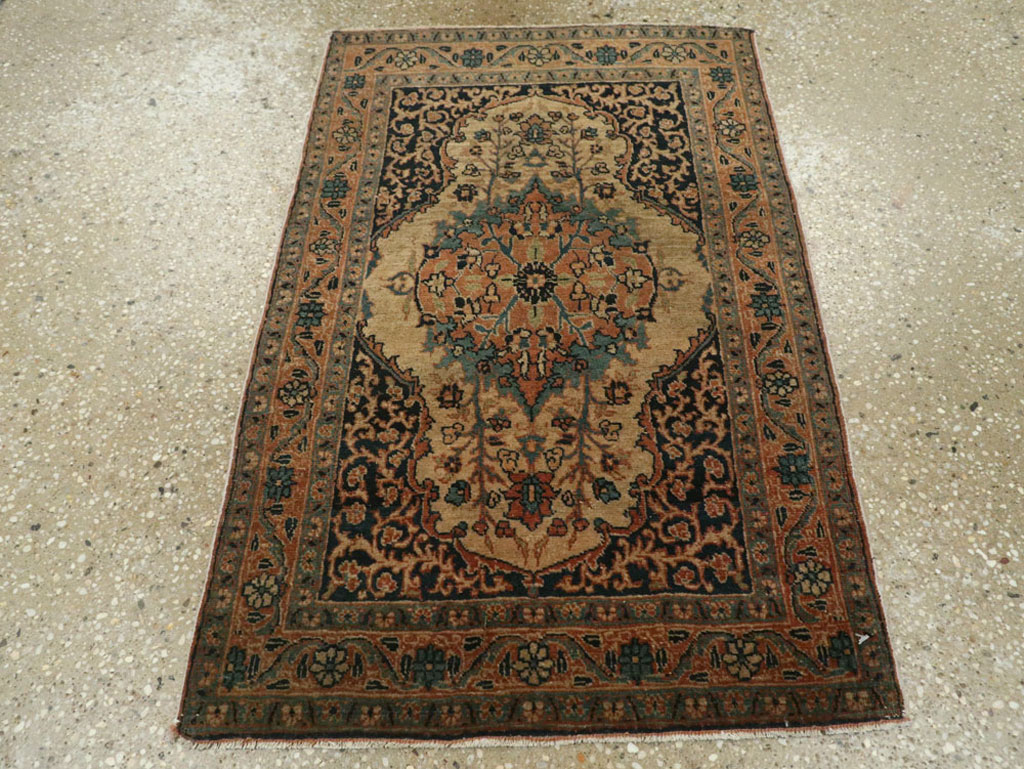 Antique Persian Tabriz Hagi Jalili Rug, No.25684 - Gsblank