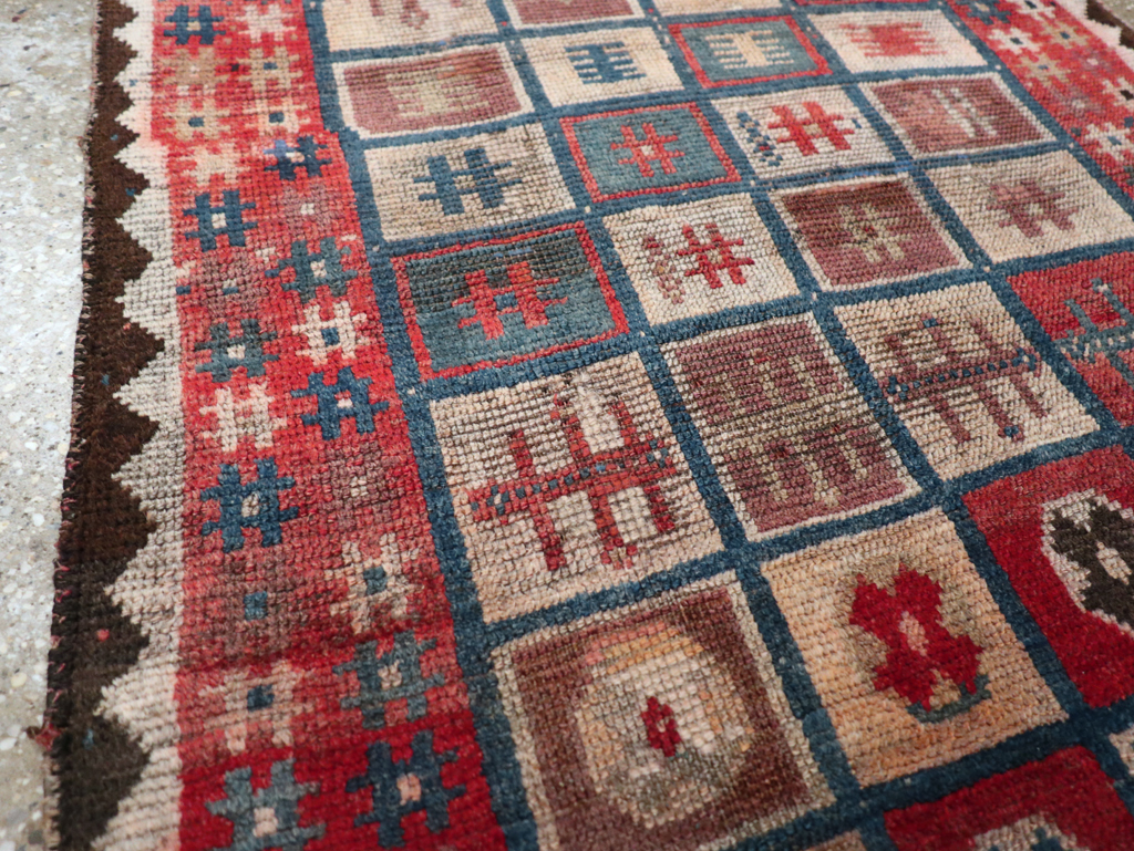 Vintage Persian Gabbeh Throw Rug, No.25693 - Gsblank