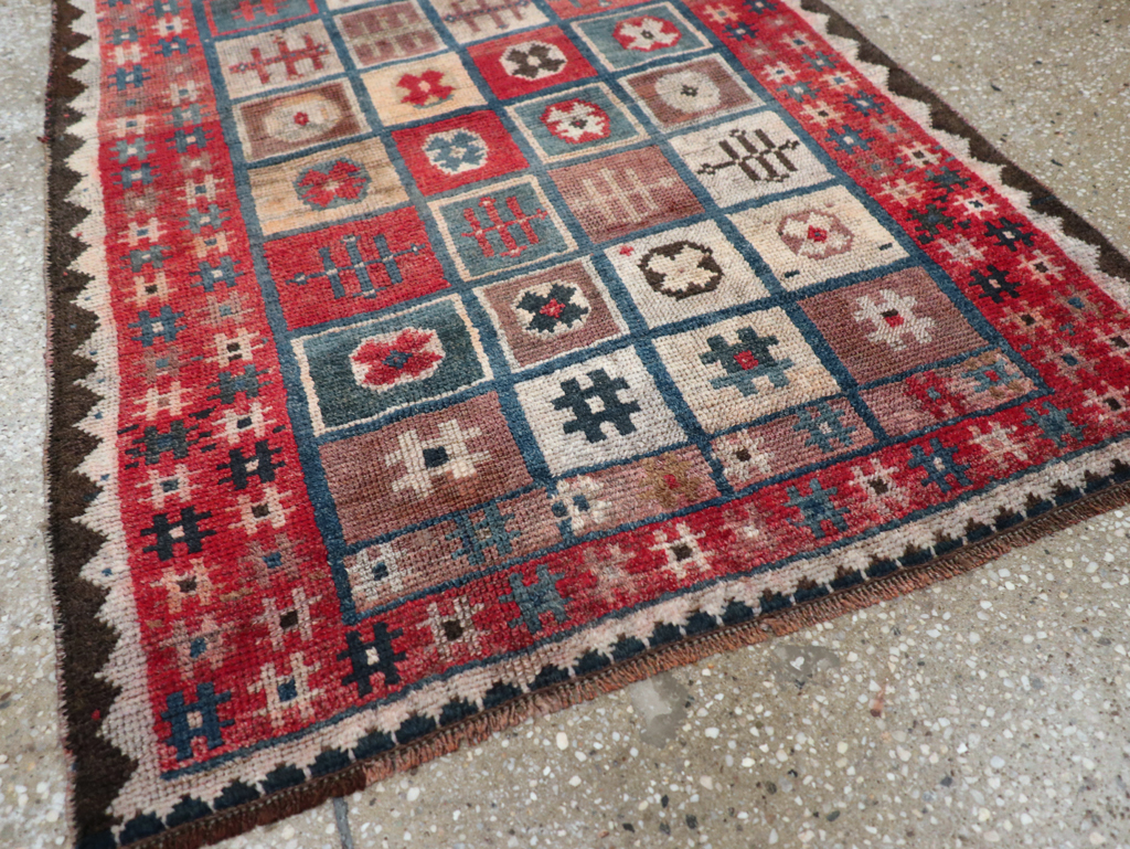 Vintage Persian Gabbeh Throw Rug, No.25693 - Gsblank