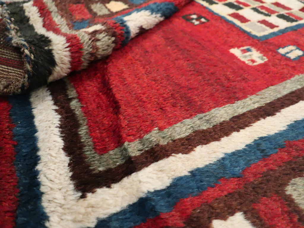 Vintage Persian Gabbeh Rug, No.25694 - Gsblank