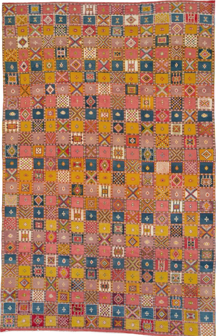 Vintage Moroccan Oversize Carpet, No.25717 - Gsblank